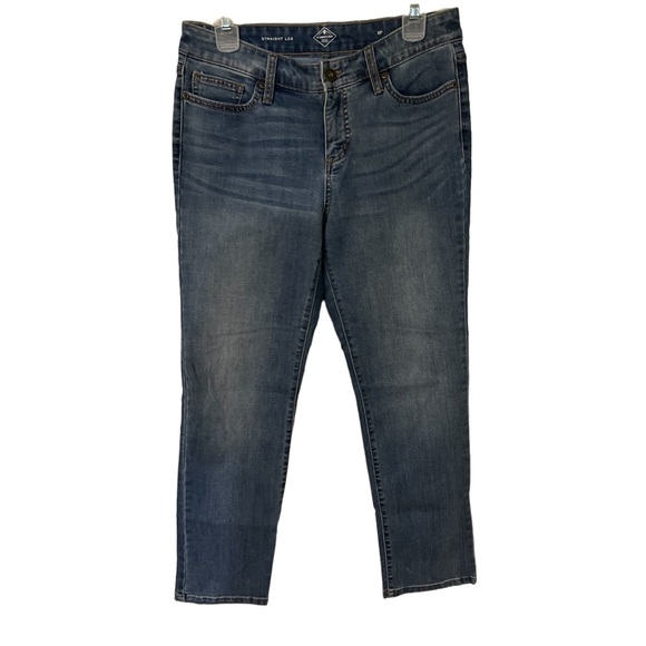 St. John’s Bay Woman’s Straight Leg Jeans Sz 6 Petite - Picture 1 of 4